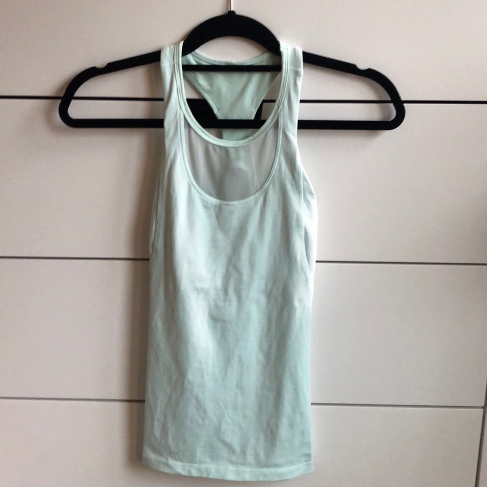 Lululemon tank top